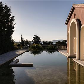 5 bedroom villa with infinity pool on Lefkada, sleeps up to 14